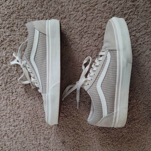 ๐ Vans old skool beige nude cream and white sneakers 8.5 - Picture 5 of 7